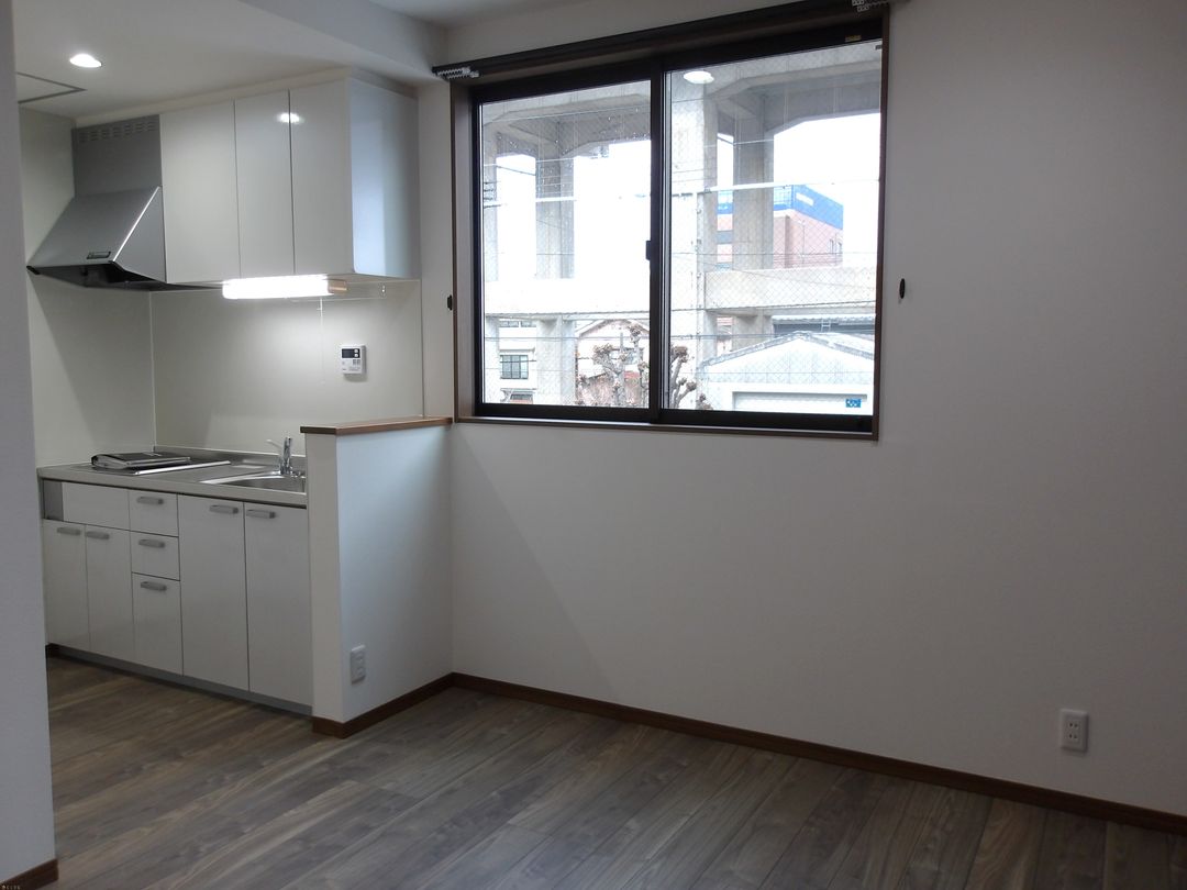 Designer Maisonette Apartment for Rent near Nagaoka Station - Thumbnail 4