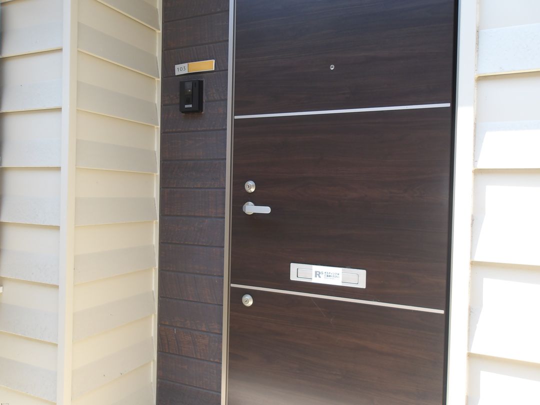 Designer Maisonette Apartment for Rent near Nagaoka Station - Thumbnail 2