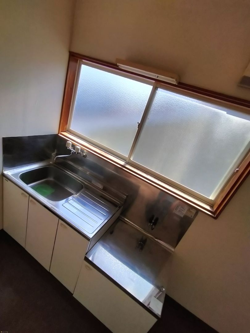 1R Apartment for Rent in Kashiwazaki, Niigata - 35,000 Yen - Thumbnail 4
