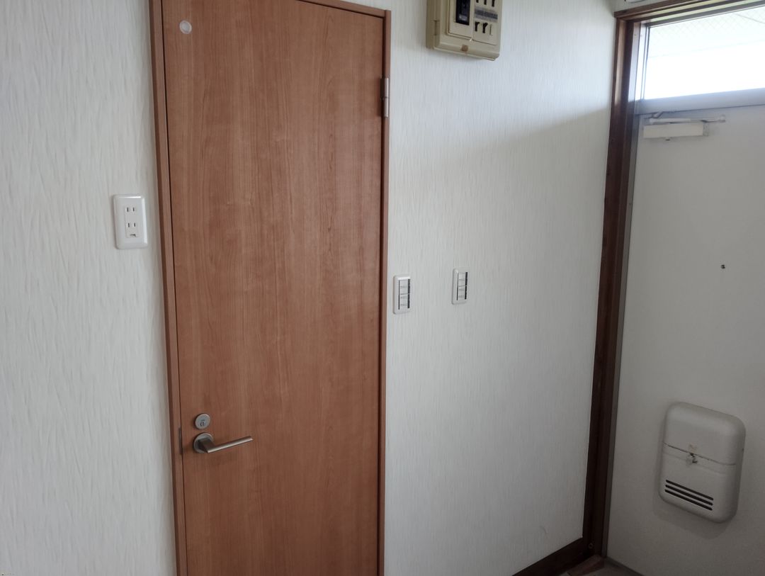 Renovated 1K Apartment for Rent in Mitsuke, Niigata - Thumbnail 2