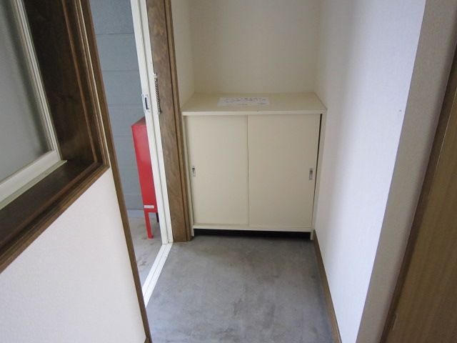 1K Apartment for Rent in Kashiwazaki, Niigata - 30,000 Yen - Thumbnail 4
