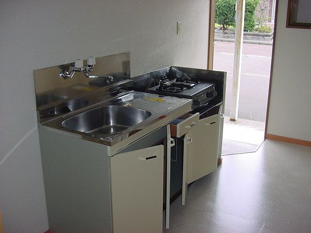 1K Apartment for Rent in Quiet Nagaoka Neighborhood - Thumbnail 2