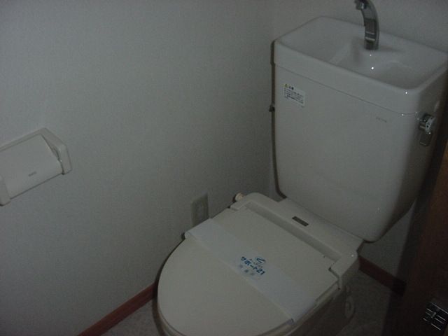 1K Apartment for Rent in Quiet Nagaoka Neighborhood - Thumbnail 3