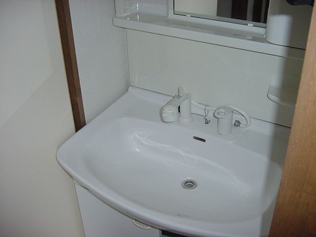 1K Apartment for Rent in Quiet Nagaoka Neighborhood - Thumbnail 4