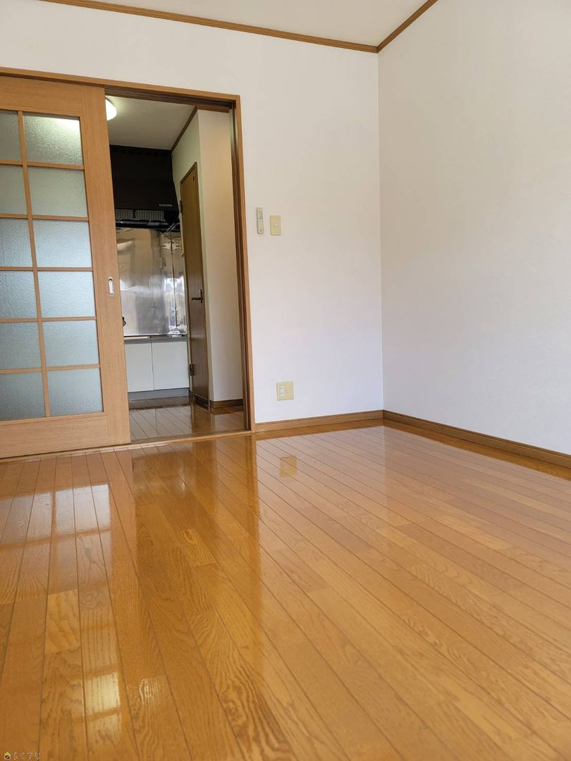 2DK Apartment for Rent in Mitsuke, Niigata - No Key Money - Thumbnail 4