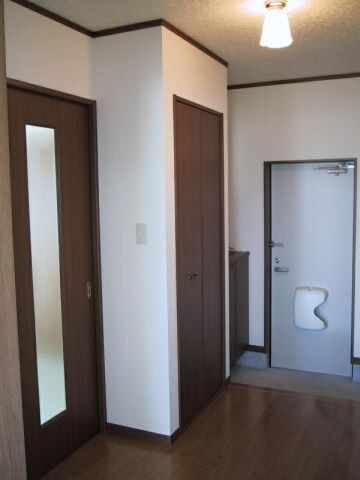 2DK Apartment for Rent in Nagaoka with Parking for Two - Thumbnail 3
