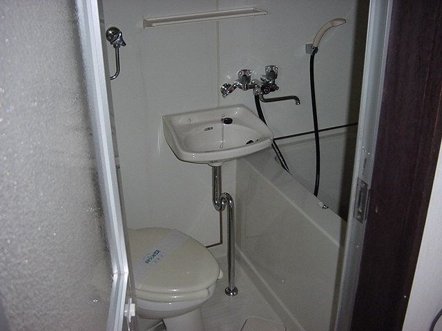 2DK Apartment for Rent near Miyauchi Station, Nagaoka - Thumbnail 3