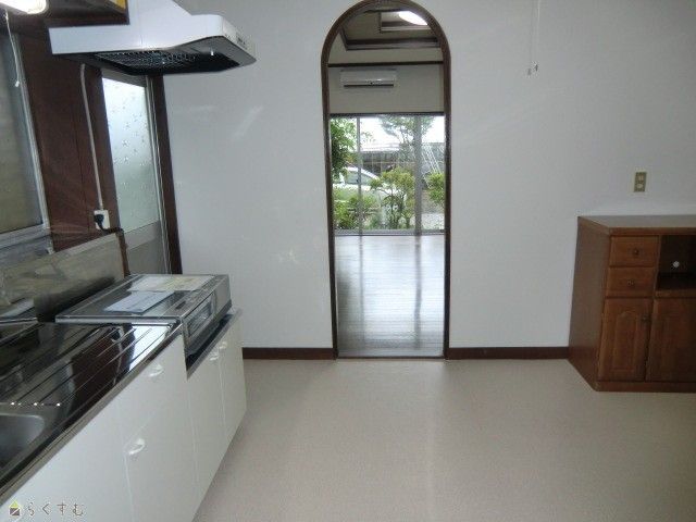 5DK Detached House for Rent in Mitsuke, Niigata - Thumbnail 4