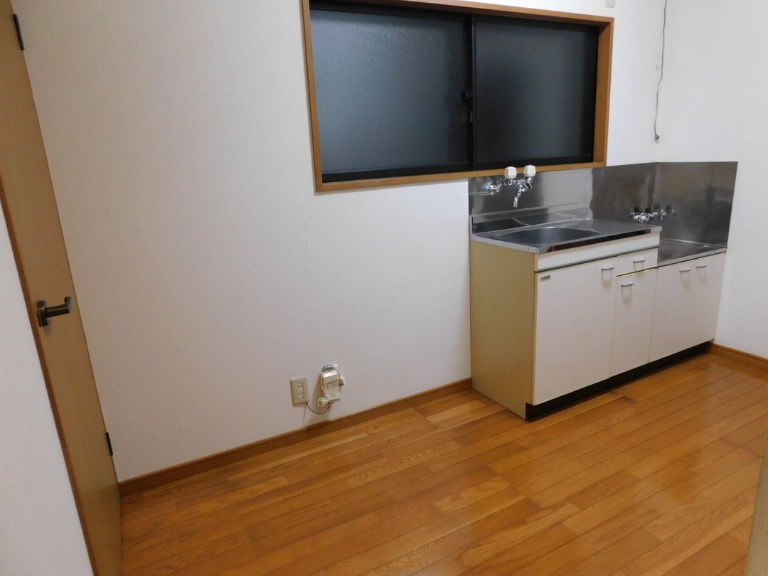 Shine Heights 1DK Apartment for Rent in Nagaoka, Niigata - Thumbnail 2