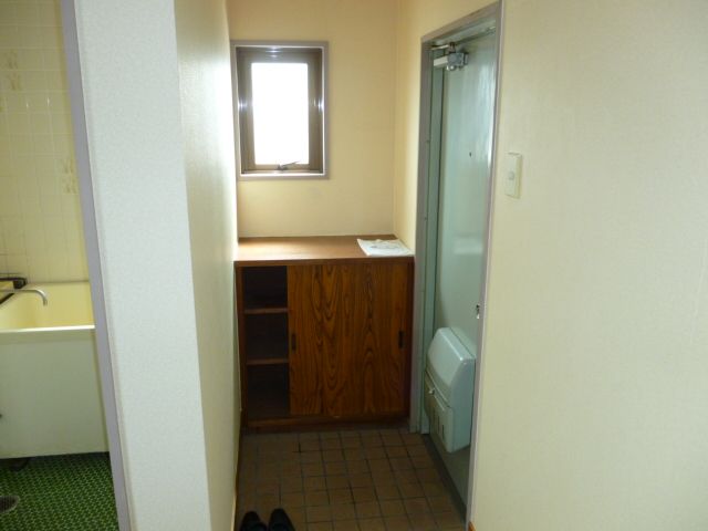 Rent 2DK Apartment in Nagaoka, Niigata - 38,000 Yen - Thumbnail 4