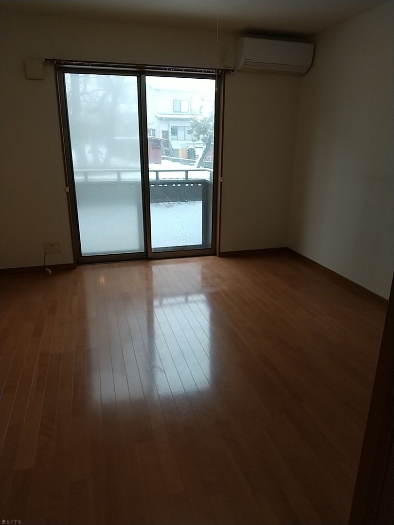 1K Apartment for Rent in Joetsu, Niigata - Quiet Area - Thumbnail 4