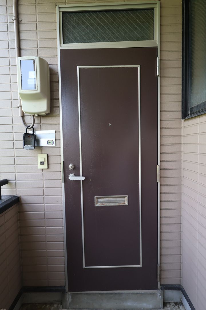 Chez More 2DK Apartment for Rent in Mitsuke, Niigata - Thumbnail 2