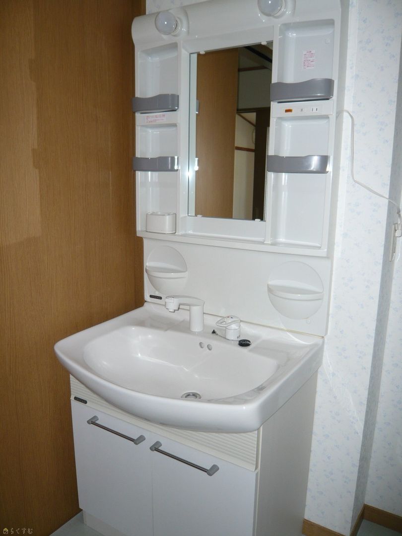 1DK Apartment for Rent in Mitsuke, Niigata - Mansion Dream - Thumbnail 2