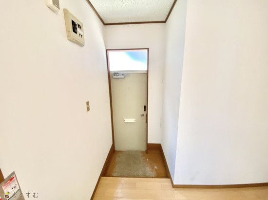 1K Apartment for Rent in Quiet Nagaoka Residential Area - Thumbnail 2