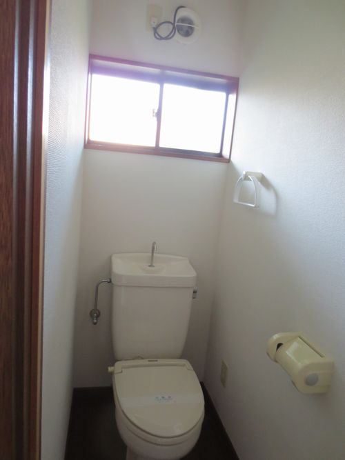 1K Apartment for Rent in Nagaoka, Niigata - Free Wi-Fi & Parking - Thumbnail 4