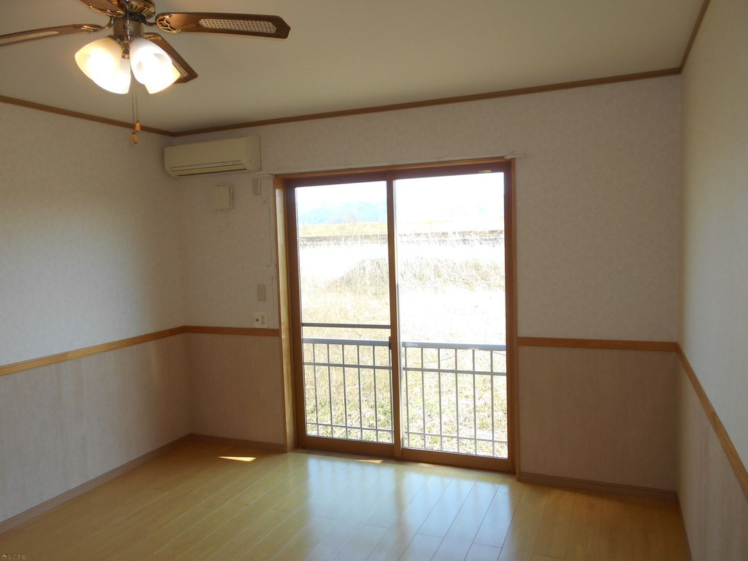 1K Apartment for Rent in Nagaoka, Niigata - Pet Friendly - Thumbnail 4