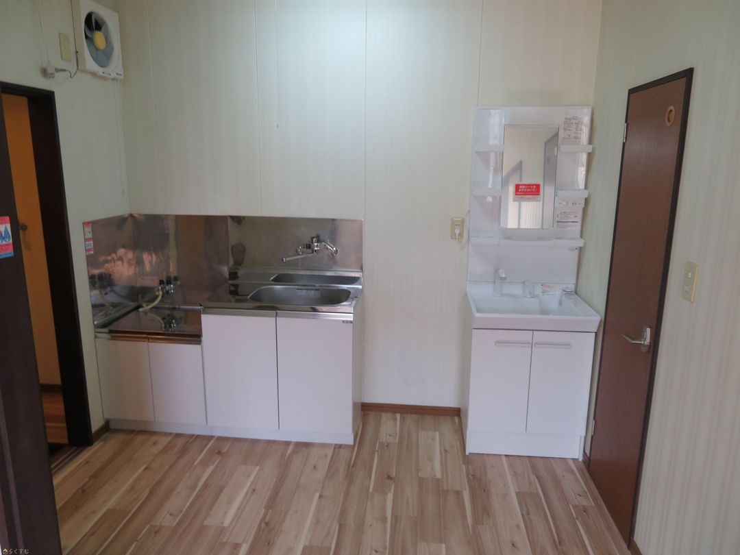 1DK Apartment for Rent in Quiet Nagaoka Neighborhood - Thumbnail 3
