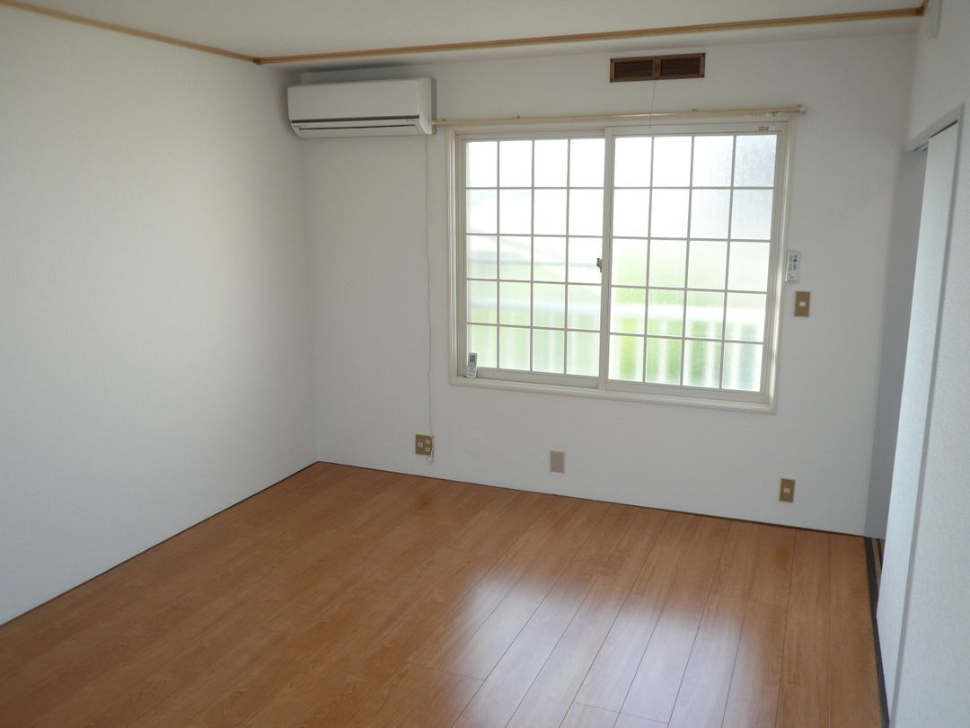 1DK Maisonette Apartment for Rent in Nagaoka, Niigata - Thumbnail 3