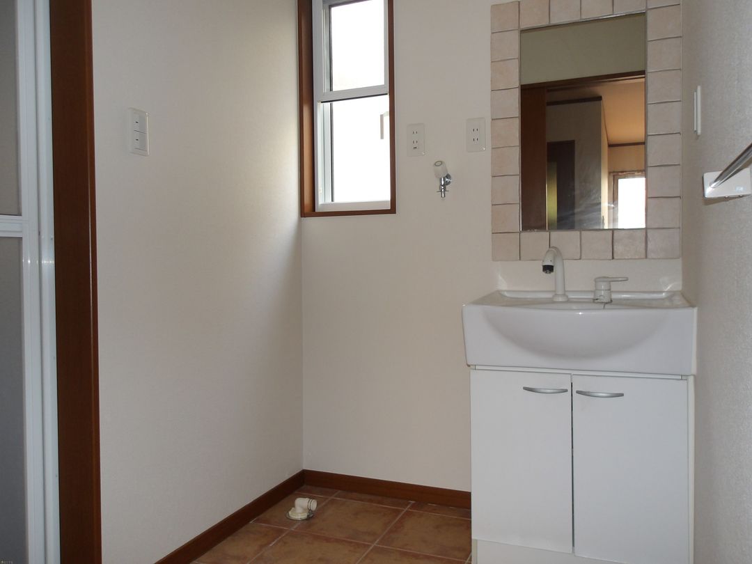 3LDK Maisonette Apartment for Rent in Nagaoka, Niigata - Thumbnail 2