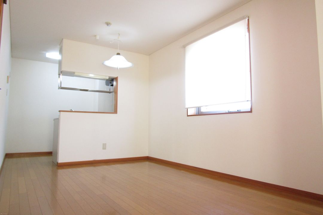 1LDK Apartment for Rent in Nagaoka, Niigata - Vercoronnade 21 - Thumbnail 3