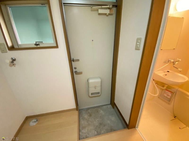 1K Apartment for Rent in Nagaoka with Free Internet & Pet OK - Thumbnail 3