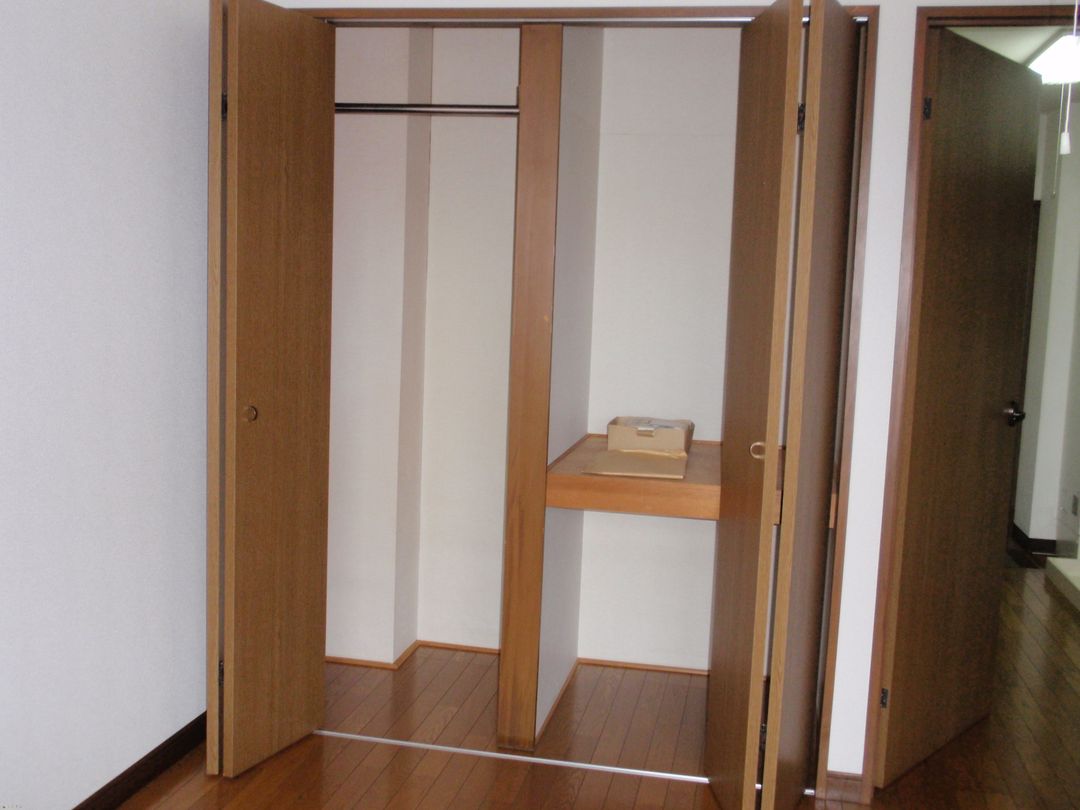 1K Apartment for Rent in Kashiwazaki, Niigata - Benesse 1 - Thumbnail 3