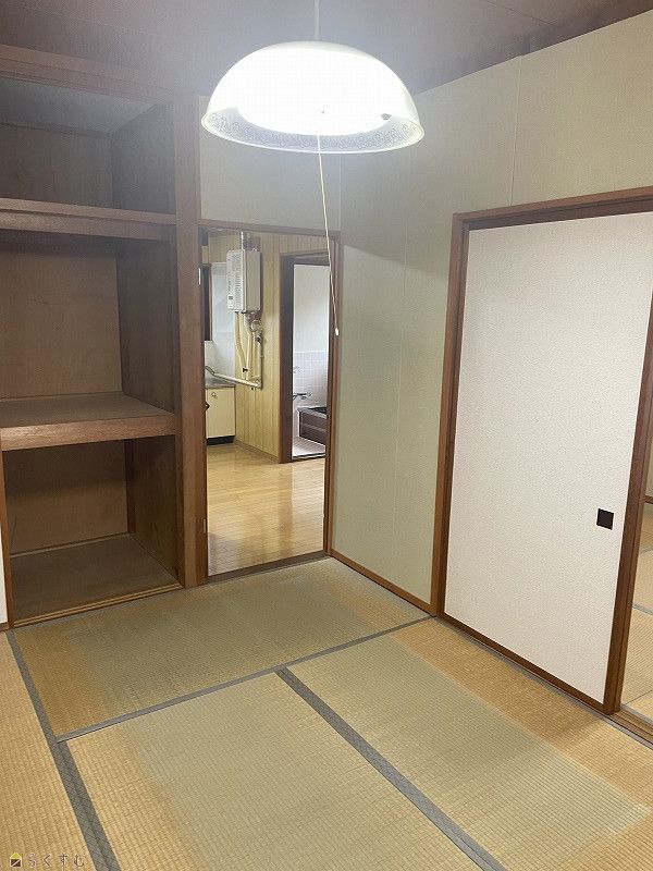 2DK Apartment for Rent in Quiet Nagaoka Neighborhood - Thumbnail 3