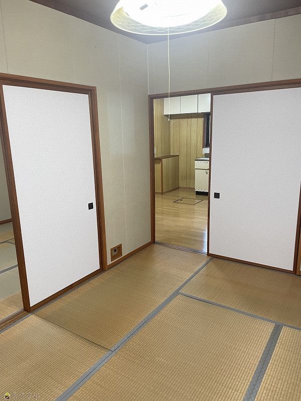 2DK Apartment for Rent in Quiet Nagaoka Neighborhood - Thumbnail 2