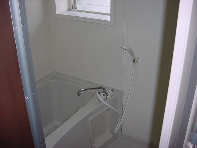2DK Apartment for Rent in Nagaoka, Niigata - 40,000 Yen - Thumbnail 3