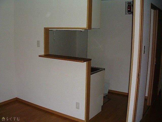 3LDK Apartment for Rent in Joetsu, Niigata - 70,000 Yen - Thumbnail 3