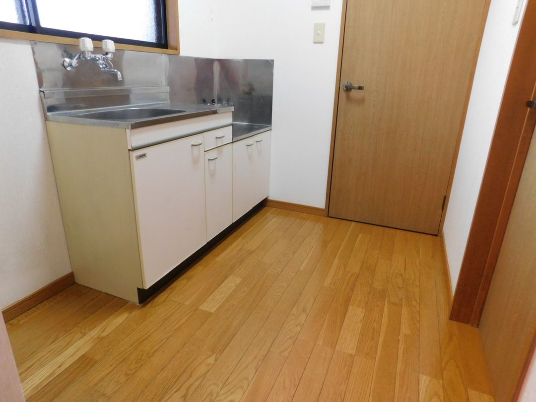 Shine Heights 1DK Apartment for Rent in Nagaoka, Niigata - Thumbnail 3