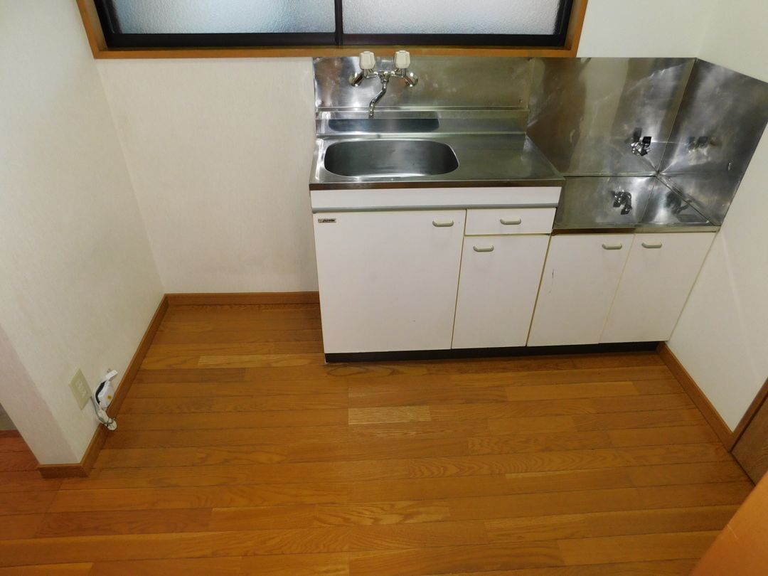 Shine Heights 1DK Apartment for Rent in Nagaoka, Niigata - Thumbnail 2