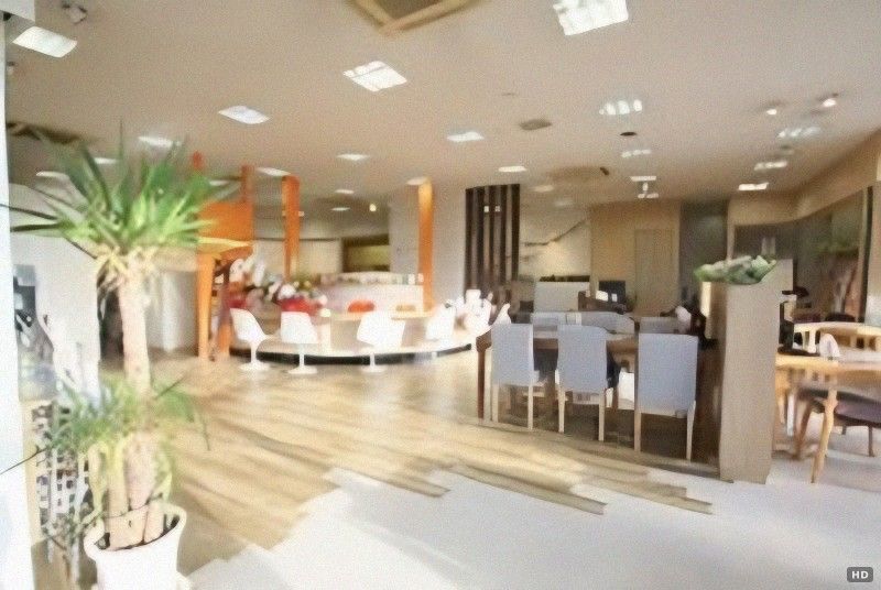 Bright Commercial Shop for Rent in Nagaoka, Niigata - Thumbnail 2
