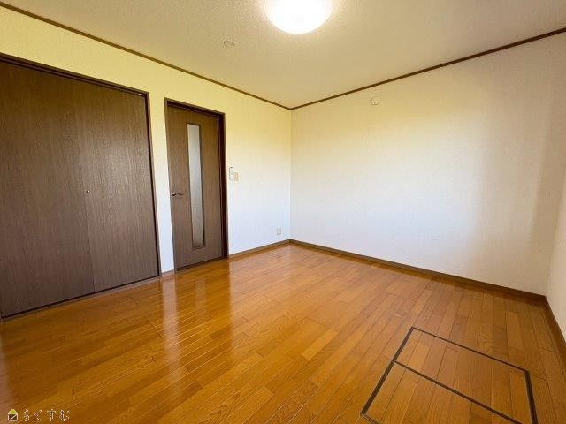 1K Apartment for Rent in Nagaoka with Free Wi-Fi & Parking - Thumbnail 4