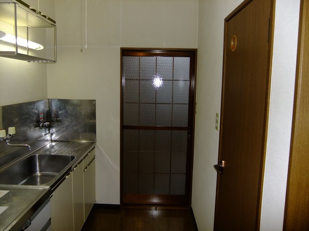 1DK Apartment for Rent in Kashiwazaki, Niigata - 38,000 Yen - Thumbnail 3