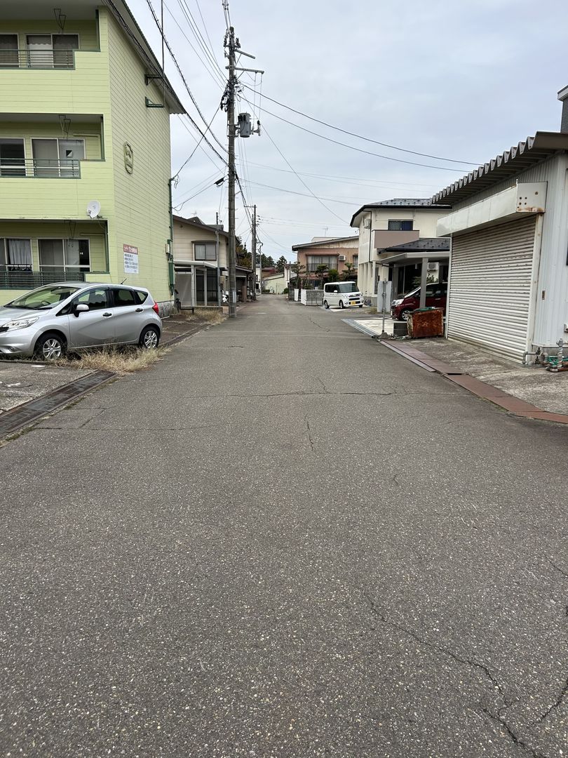 3K Apartment for Rent near JR Takada Station, Joetsu City - Thumbnail 2