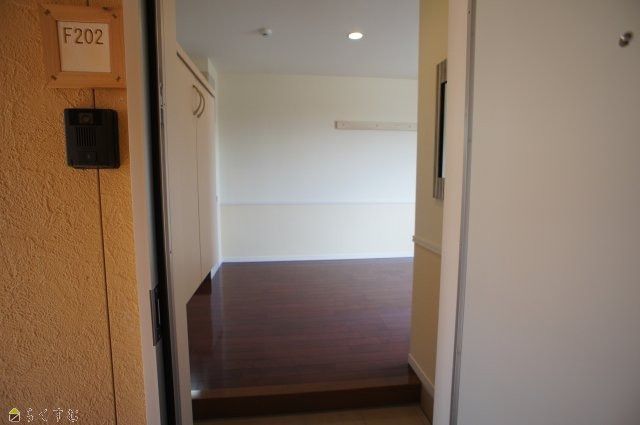 1R Apartment for Rent in Nagaoka, Niigata - Landmark Takami F - Thumbnail 4