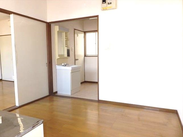 1K Apartment for Rent in Nagaoka, Niigata - 32,000 Yen - Thumbnail 3