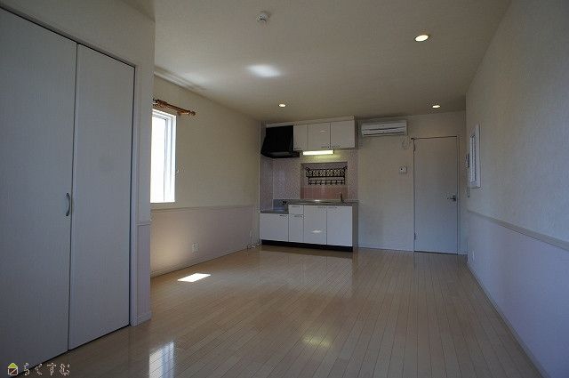 1R Apartment for Rent in Nagaoka, Niigata - Landmark Shimogojō D - Thumbnail 4