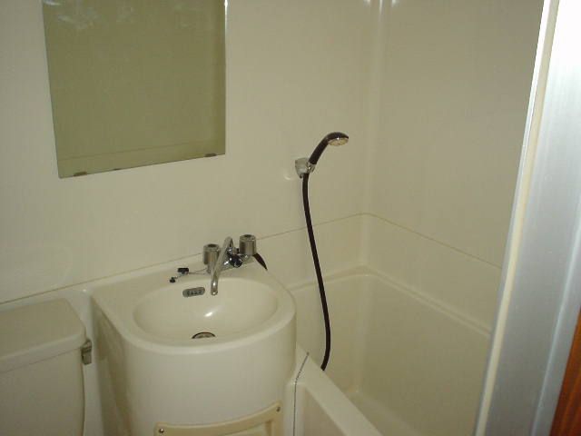 1DK Apartment for Rent in Quiet Nagaoka, Niigata - Thumbnail 3