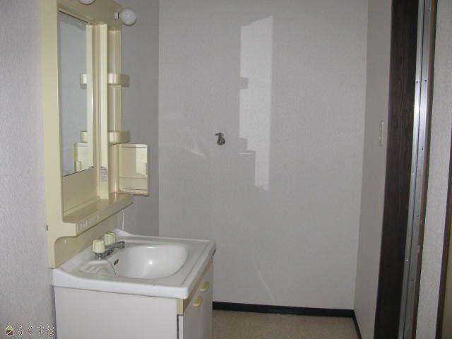 Sun Luminous 202 Apartment for Rent in Nagaoka, Niigata - Thumbnail 4