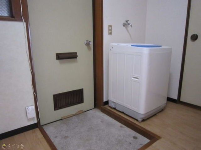 1K Apartment for Rent in Joetsu, Niigata - 20 sqm - Thumbnail 2