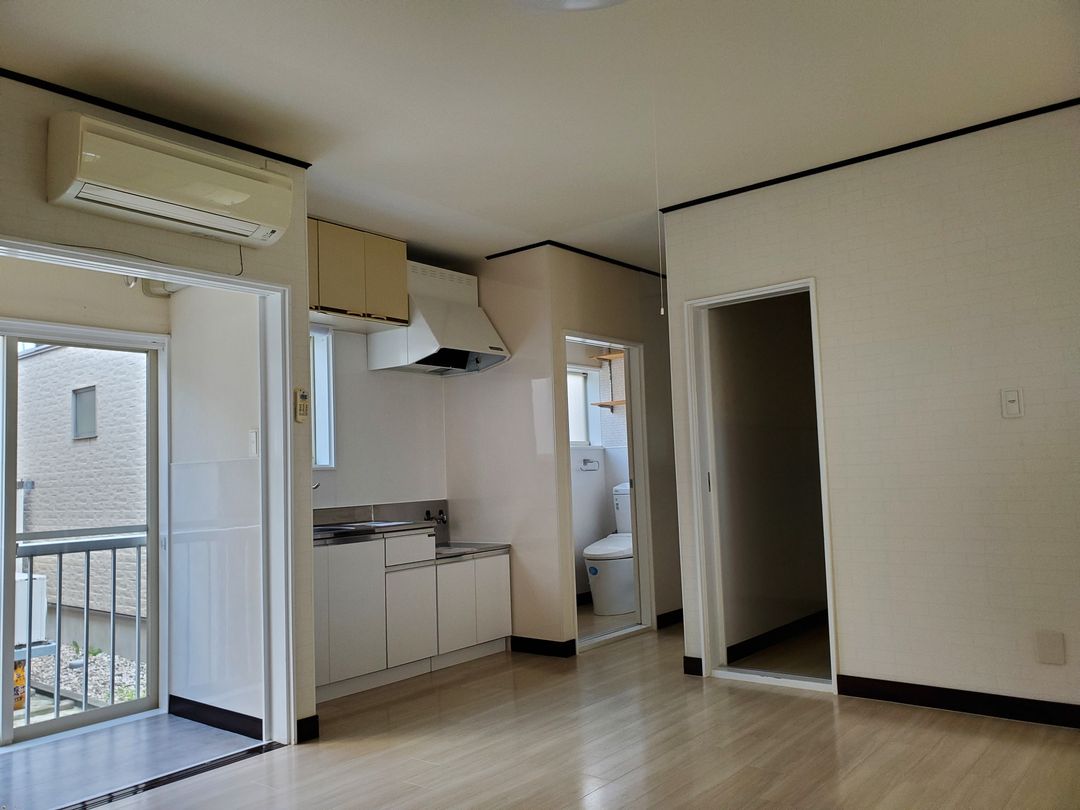 Renovated 1R Apartment for Rent in Kashiwazaki, Niigata - Thumbnail 2