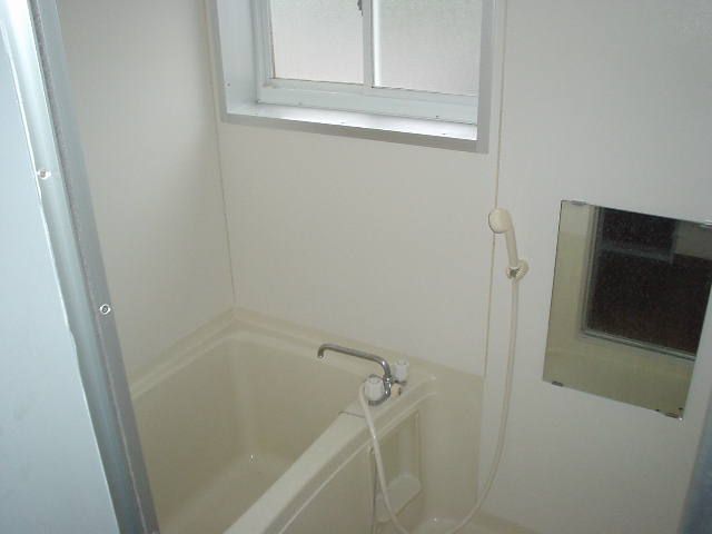 2DK Apartment for Rent in Quiet Nagaoka, Niigata - Thumbnail 4