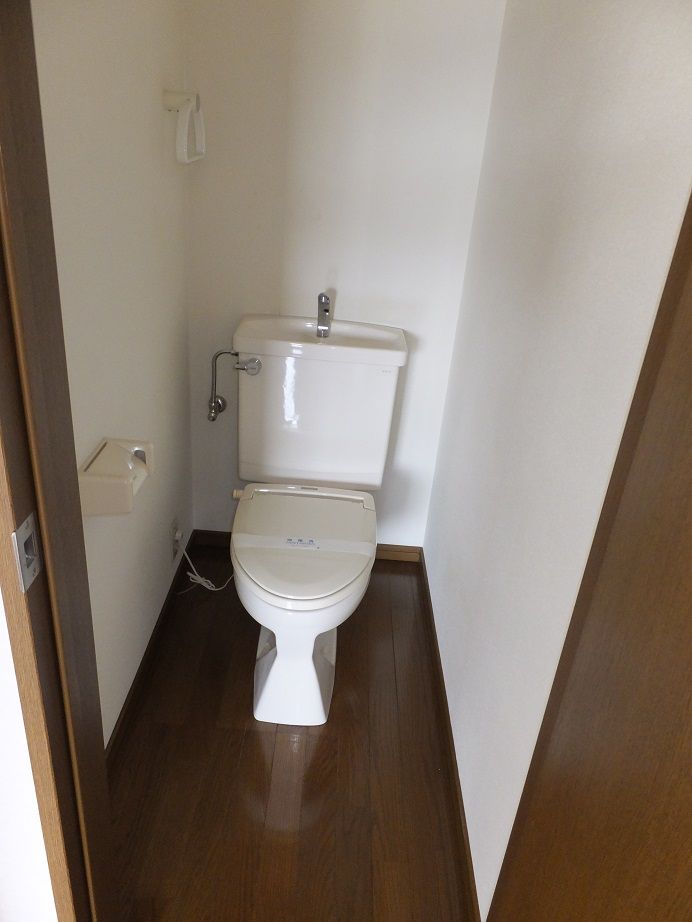 Hights Success 203: 2DK Apartment for Rent in Nagaoka - Thumbnail 4