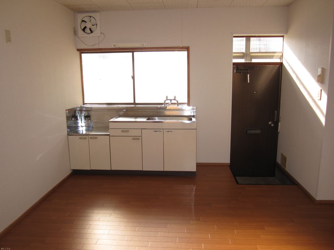 Grace Heim 1F 2DK Apartment for Rent in Joetsu, Niigata - Thumbnail 4