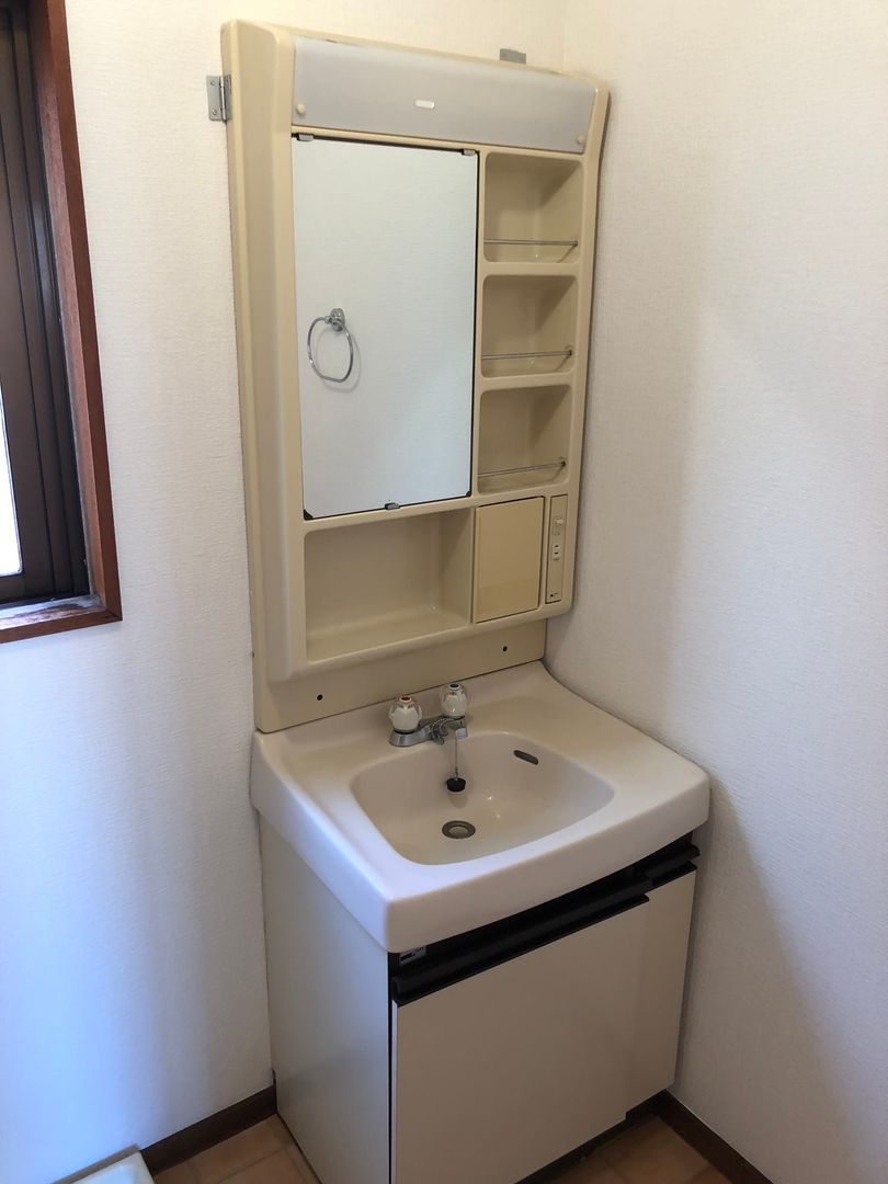 Renovated 1LDK Apartment for Rent Near Nagaoka Station - Thumbnail 3