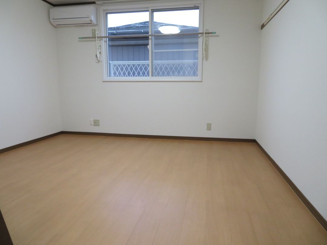 Alcazar Sumire 1K Apartment for Rent in Nagaoka, Niigata - Thumbnail 4