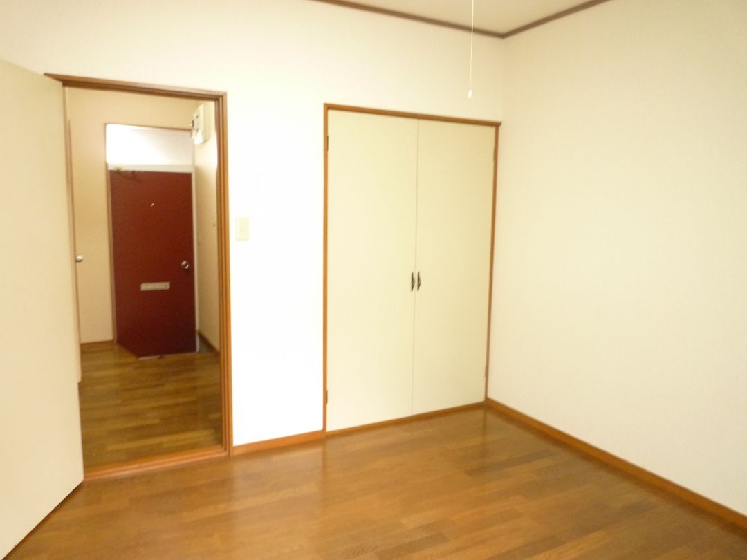 1K Apartment for Rent in Quiet Nagaoka Residential Area - Thumbnail 2