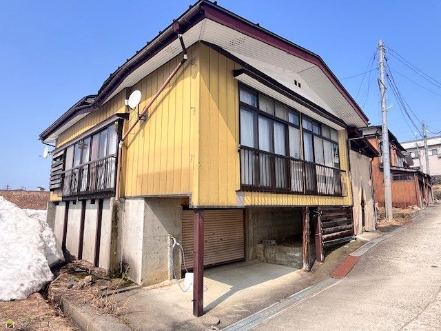 Spacious 6DK Resale House in Tokamachi, Niigata for Sale - Thumbnail 2